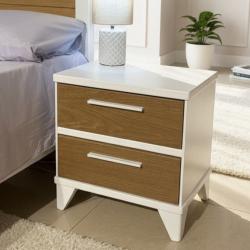 ����� ����